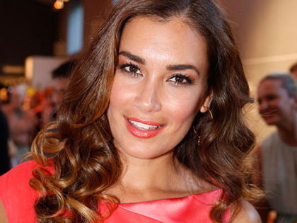 Jana Ina Zarrella - 'Ich habe nichts gegen Schönheits-OPs' - Sie verrät OK! Online das Beauty-Geheimnis ihrer Oma 