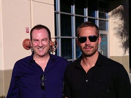 Paul Walker ( 40) - Letztes Bild vor seinem Horror-Crash - Ein Fan posierte wenige Stunden vor dem Tod mit dem Star