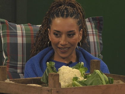 "Lasst sie einfach in Ruhe": Nadja Benaissa verteidigt Kim Virginia vor "Promi BB"-Kolleginnen