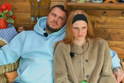 Wut-Ansage von Nico Legats Freundin Laura: Jetzt wehrt sie sich gegen die "Sommerhaus"-Kritik