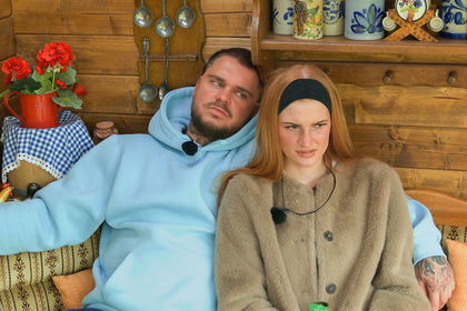 Schwangerschaftstest im "Sommerhaus der Stars": Erwartet Laura ein Kind von Nico Legat?