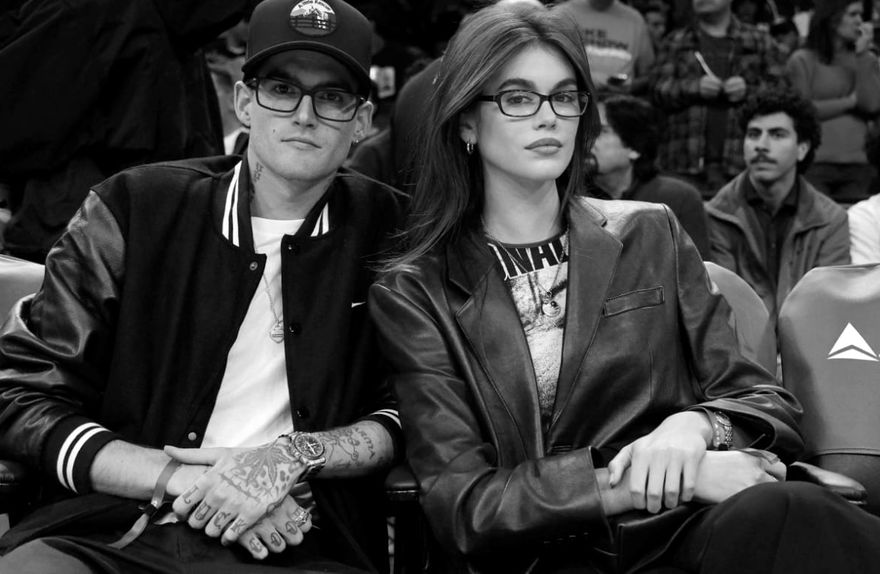 Kaia Gerber soll massiv unter dem Tod ihres Bruders Presley Gerber leiden