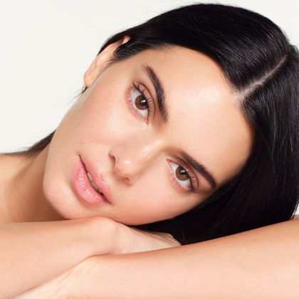 Verjüngungskur in 1 Stunde: Dieses PDRN-Serum ist das Anti-Aging-Geheimnis von Kendall Jenner
