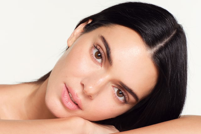 Laut Kendall Jenner: Dieses PDRN-Serum aus der Drogerie wirkt wie eine Verjüngungskur