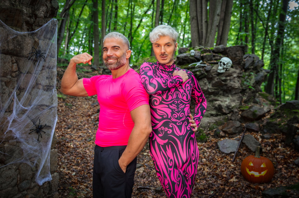 Rafi Rachek und Sam Dylan bei "#CoupleChallenge – Halloween Edition"