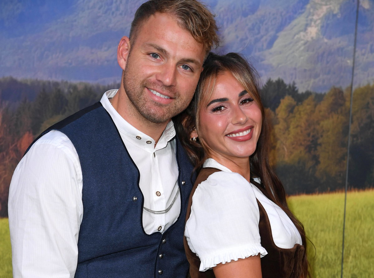 Sarah Engels und Ehemann Julian auf dem "HeidiFest" 2026