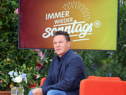 Stefan Mross: "Wir machen weiter mit 'Immer wieder sonntags'"
