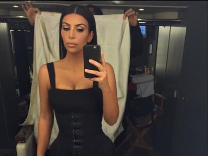 Kim Kardashian: So trainiert sie ihre Wespentaille - Der "Keeping up with the Kardashians"-Star verrät sein Geheimnis