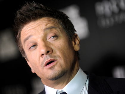 Scheidungskrieg: Jeremy Renner wurde von Ehefrau erpresst - Sonni Pacheco drohte mit pikanten Fotos und soll koksen